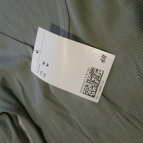 Olive green dress - Picture 2 of 3